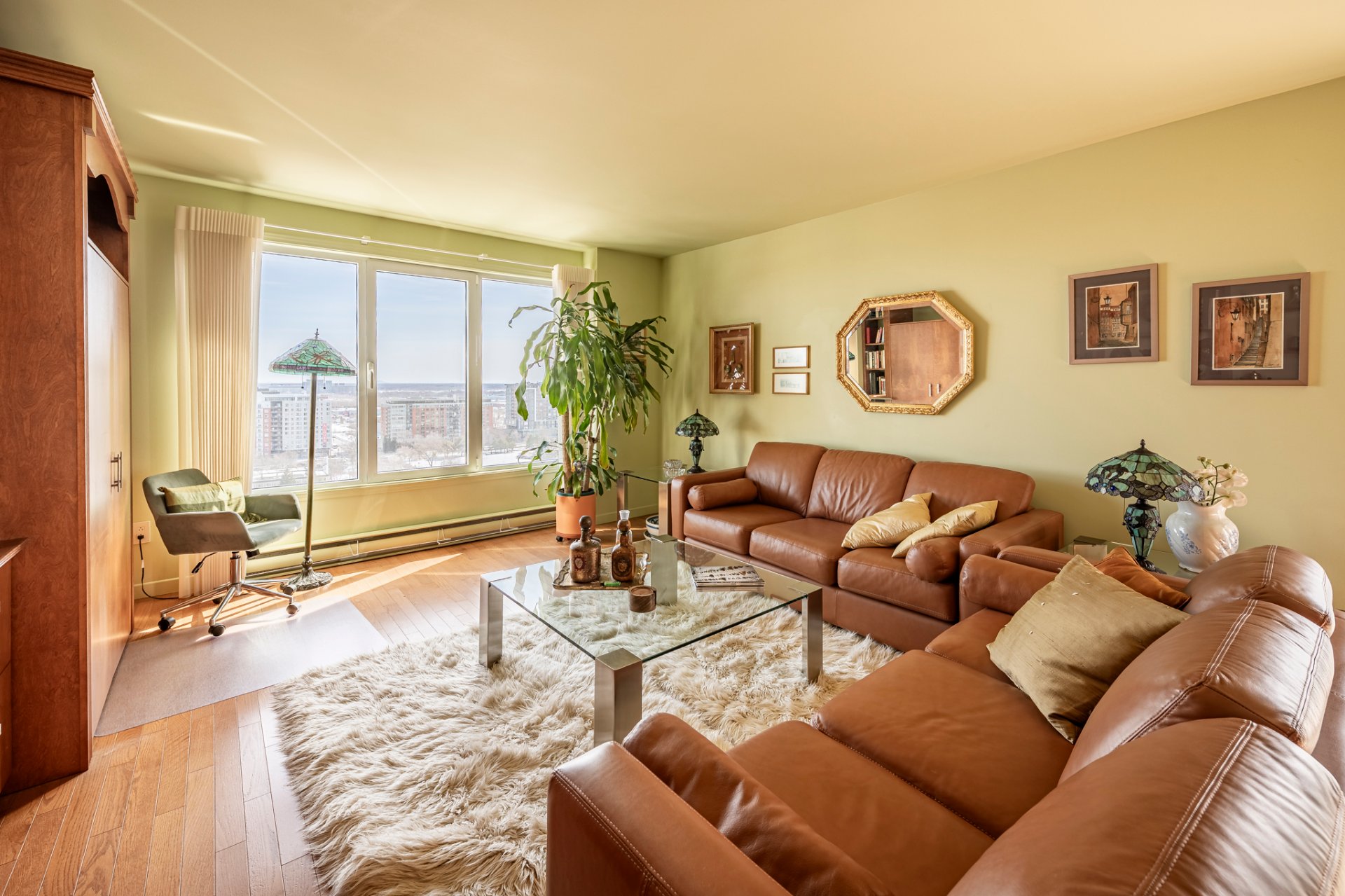 5115 Boul. de l'Assomption, Montréal (Rosemont/La Petite-Patrie), Quebec H1T4B2, 2 Chambres Chambres, 7 Chambres Chambres,1 Salle de bainsSalle de bain,Résidentiel,À vendre,Boul. de l'Assomption,15419471