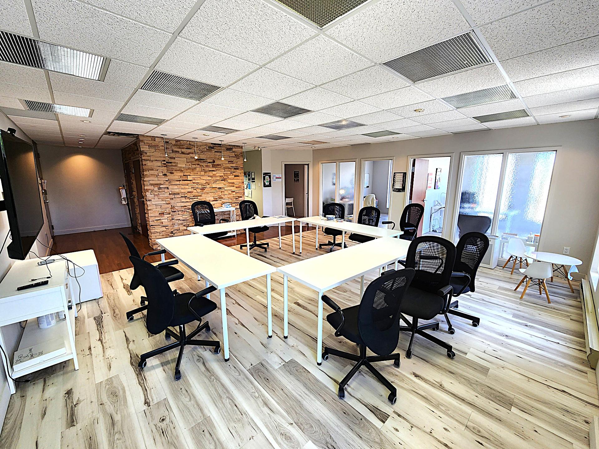 1405 Boul. Henri-Bourassa O., Montréal (Ahuntsic-Cartierville), Quebec H3M3B2, ,Commercial,For Sale,Boul. Henri-Bourassa O.,18940872