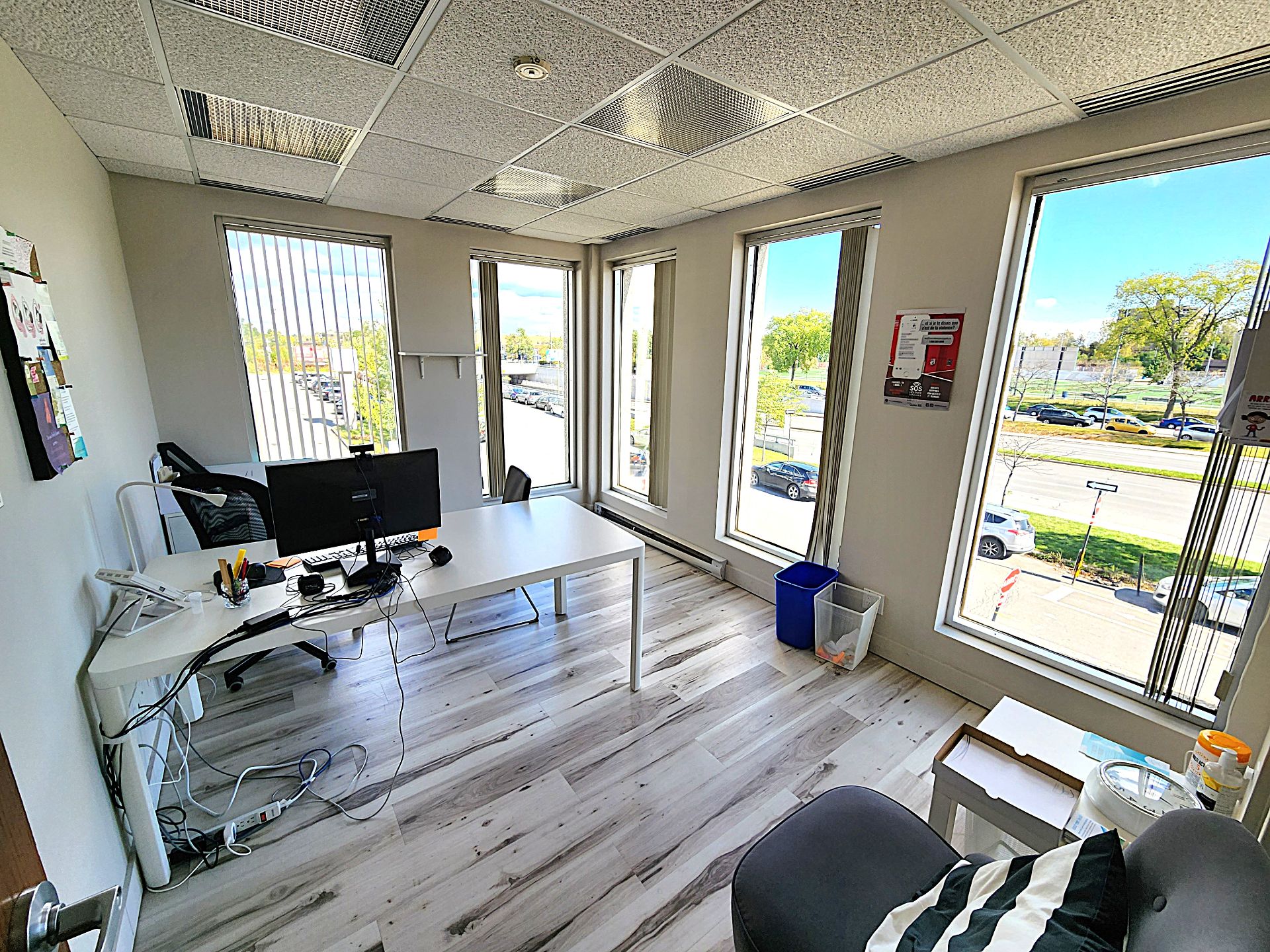 1405 Boul. Henri-Bourassa O., Montréal (Ahuntsic-Cartierville), Quebec H3M3B2, ,Commercial,For Sale,Boul. Henri-Bourassa O.,18940872