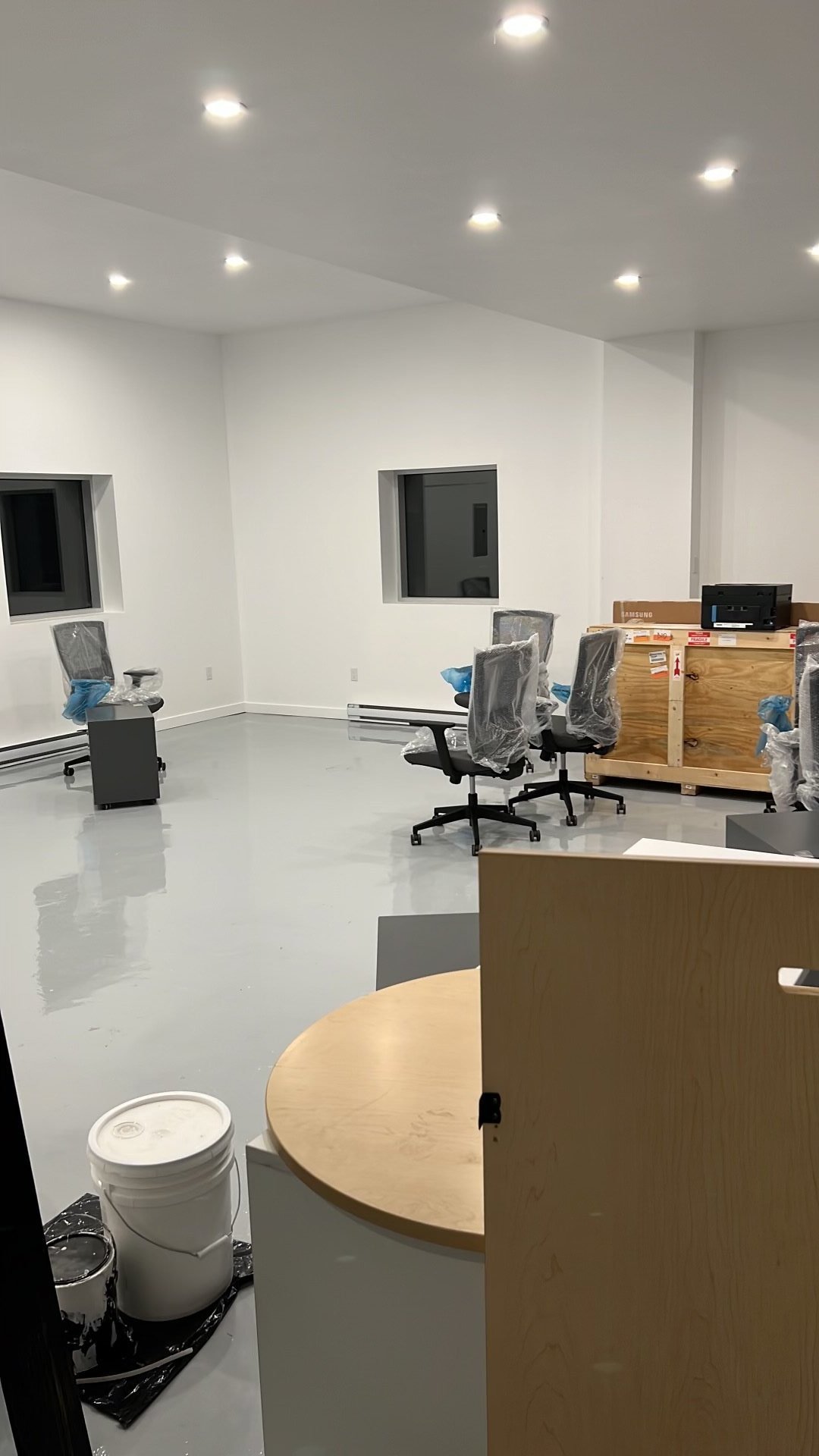 934 Mtée Champagne, Laval (Sainte-Dorothée), Quebec H7X3V4, ,Commercial,For Rent,Mtée Champagne,22990698