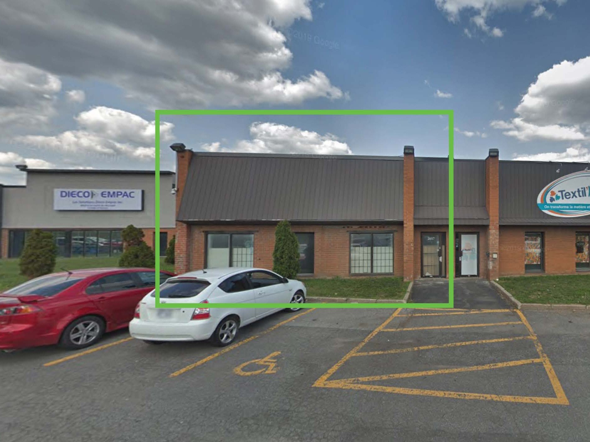 2617 Boul. Le Corbusier, Laval (Chomedey), Quebec H7S2E8, ,Industriel,For Rent,Boul. Le Corbusier,16785898