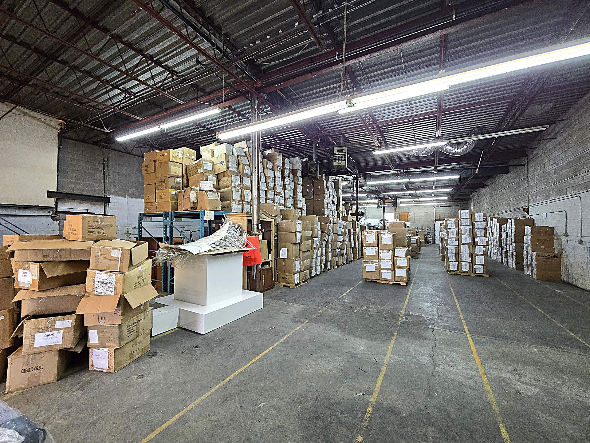 664 Boul. du Curé-Boivin 674, Boisbriand, Quebec J7G2A7, ,Industriel,For Rent,Boul. du Curé-Boivin,10927871