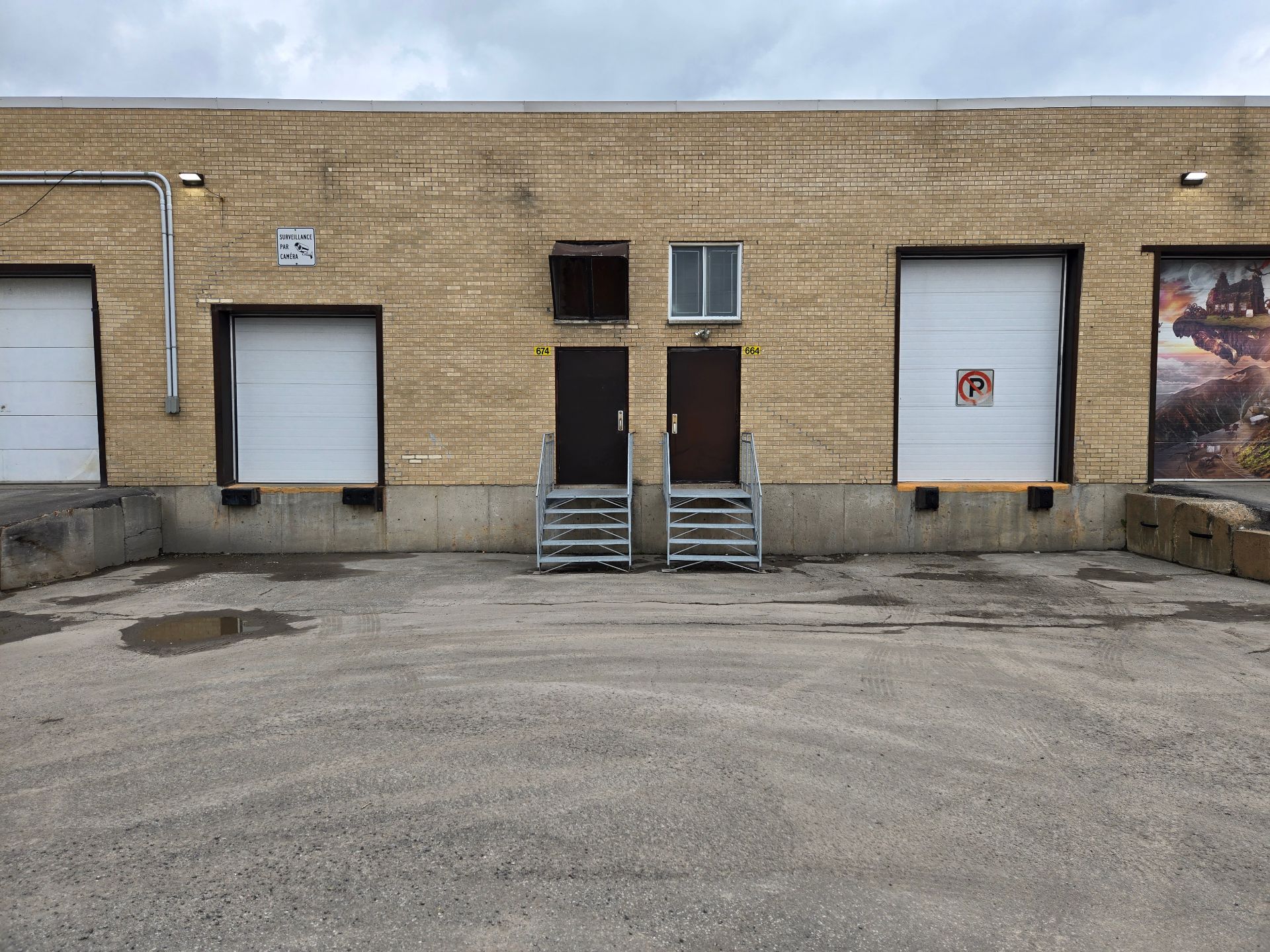 664 Boul. du Curé-Boivin 674, Boisbriand, Quebec J7G2A7, ,Industriel,For Rent,Boul. du Curé-Boivin,10927871