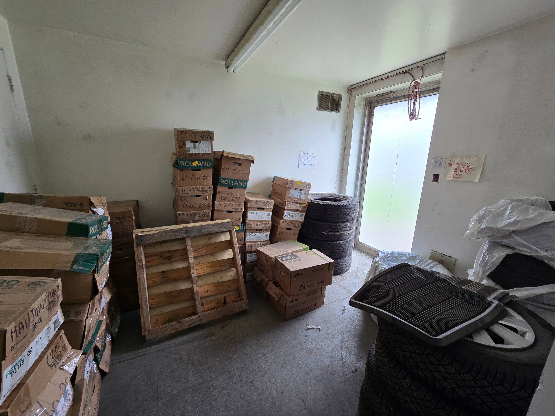 664 Boul. du Curé-Boivin 674, Boisbriand, Quebec J7G2A7, ,Industriel,For Rent,Boul. du Curé-Boivin,10927871