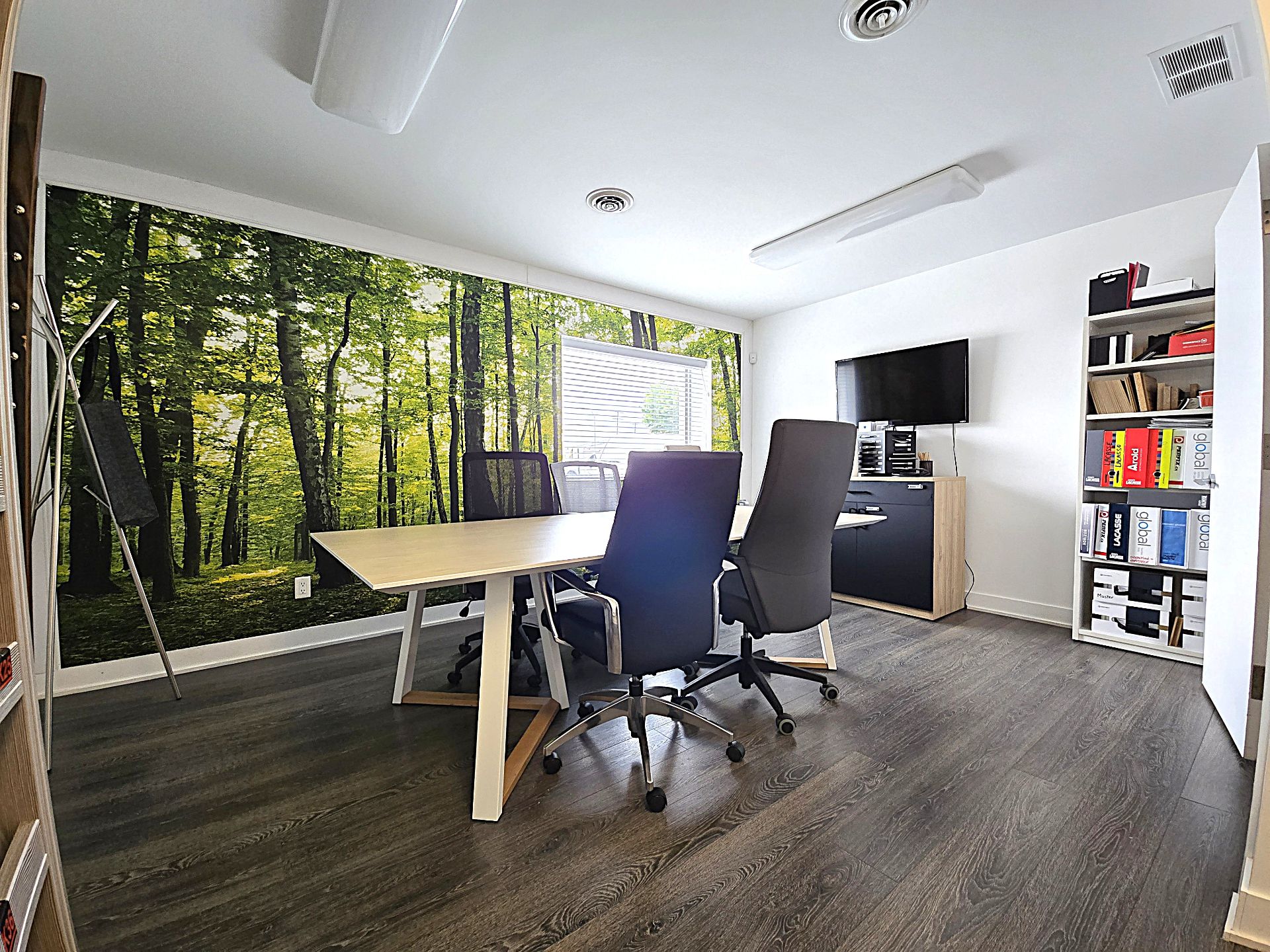 3595 Boul. de la Grande-Allée, Boisbriand, Quebec J7H1H5, ,Industriel,For Rent,Boul. de la Grande-Allée,18976520