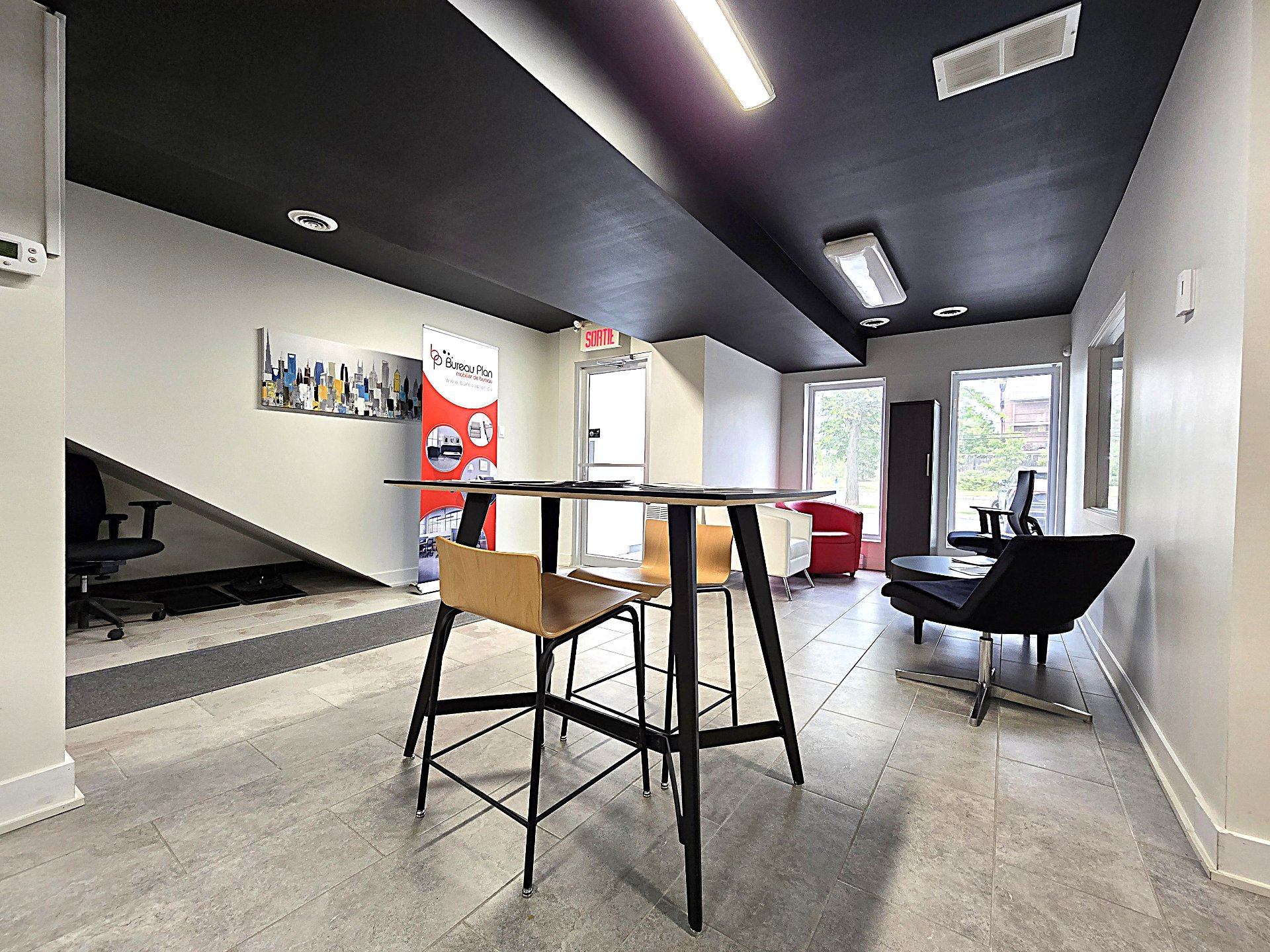 3595 Boul. de la Grande-Allée, Boisbriand, Quebec J7H1H5, ,Industriel,For Rent,Boul. de la Grande-Allée,18976520