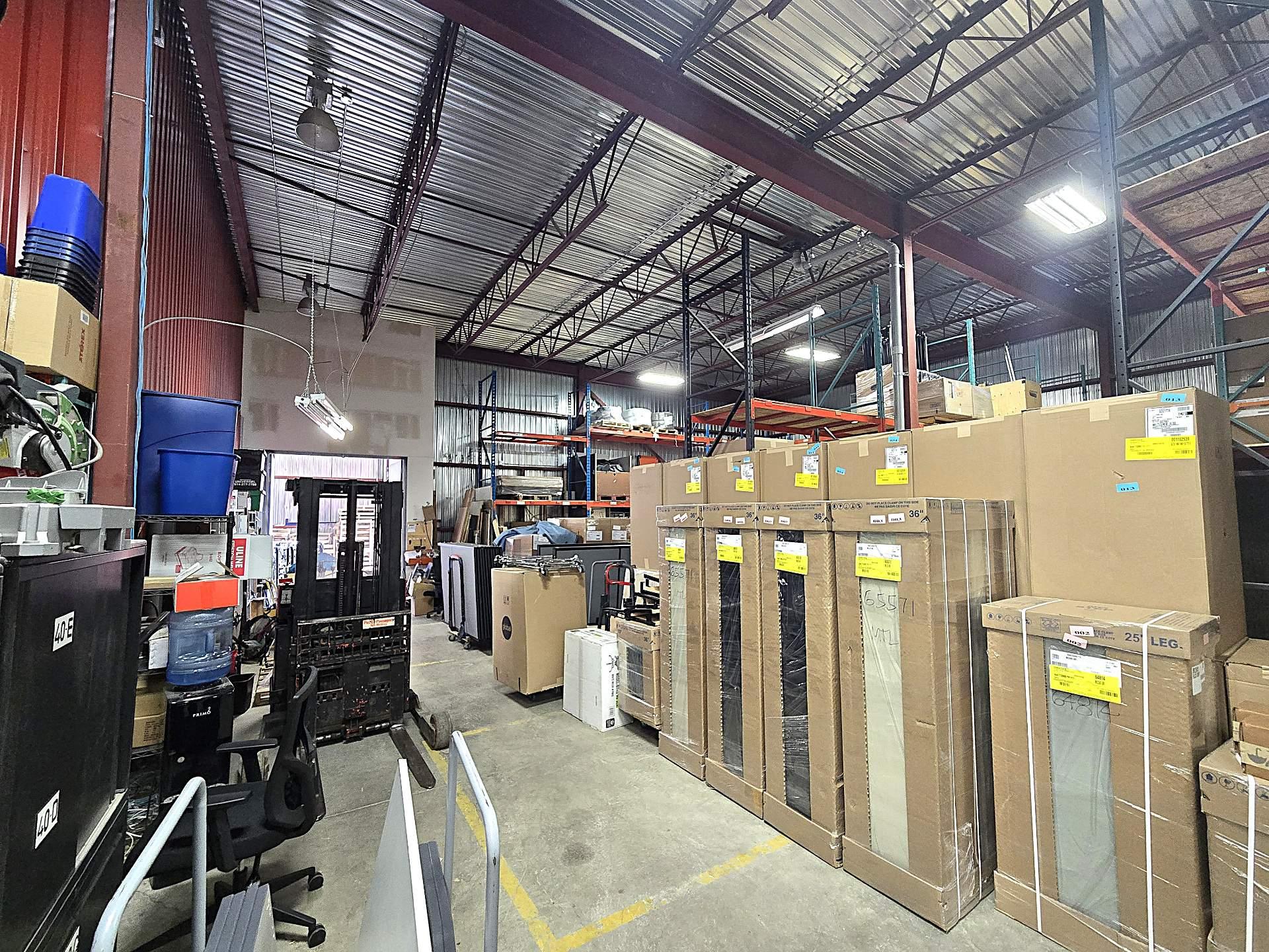 3591 Boul. de la Grande-Allée, Boisbriand, Quebec J7H1H5, ,Industriel,For Rent,Boul. de la Grande-Allée,19602764