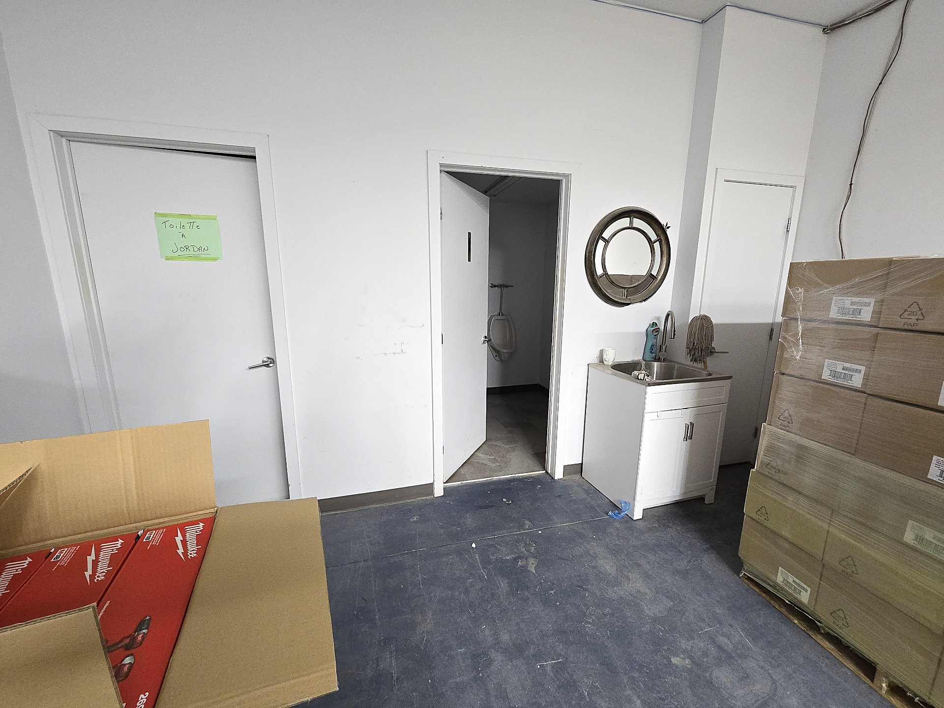 3591 Boul. de la Grande-Allée, Boisbriand, Quebec J7H1H5, ,Industriel,For Rent,Boul. de la Grande-Allée,19602764