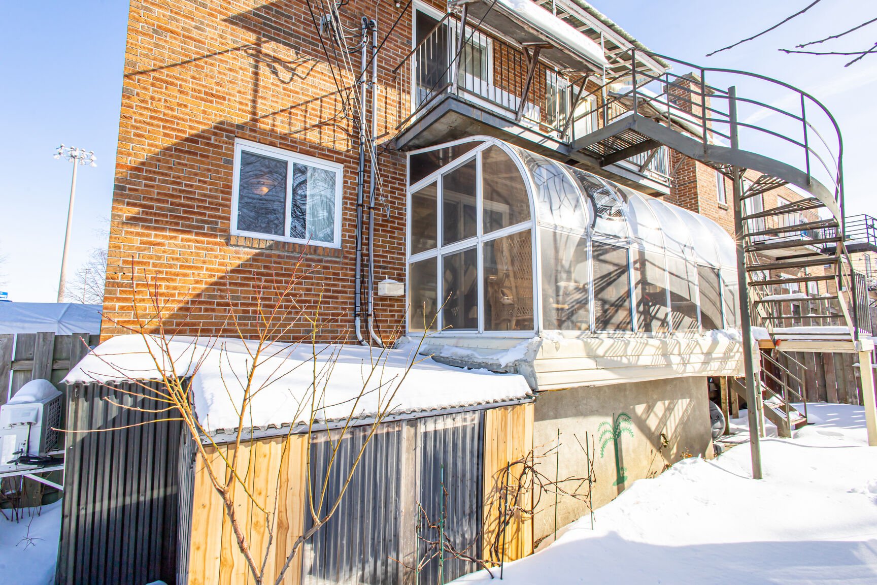 1860 Rue Favreau, Laval (Chomedey), Quebec H7T1X4, 3 Bedrooms Bedrooms, 13 Rooms Rooms,3 BathroomsBathrooms,Multi-family (2 to 5 units),For Sale,Rue Favreau,13168530