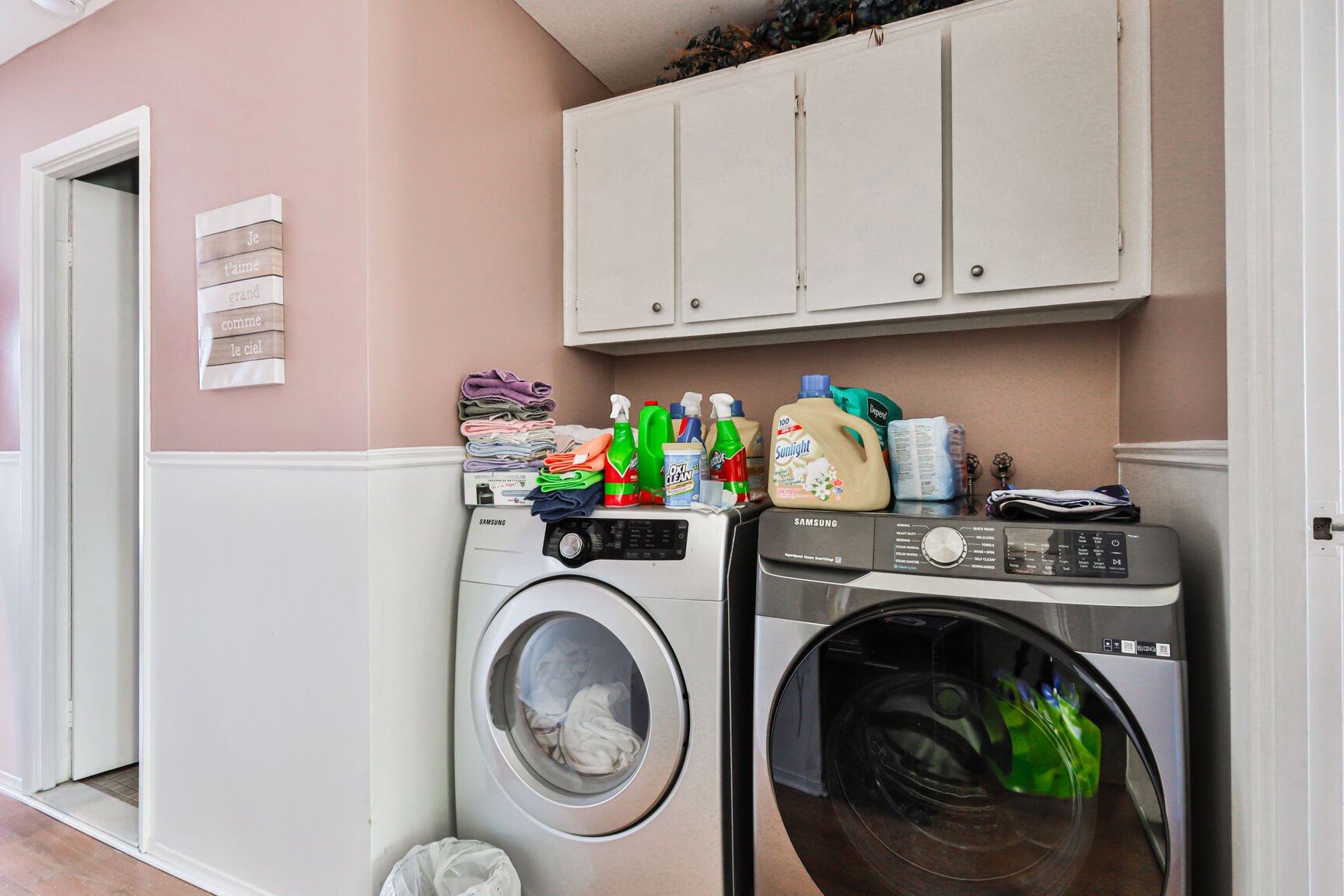 1860 Rue Favreau, Laval (Chomedey), Quebec H7T1X4, 3 Bedrooms Bedrooms, 13 Rooms Rooms,3 BathroomsBathrooms,Multi-family (2 to 5 units),For Sale,Rue Favreau,13168530