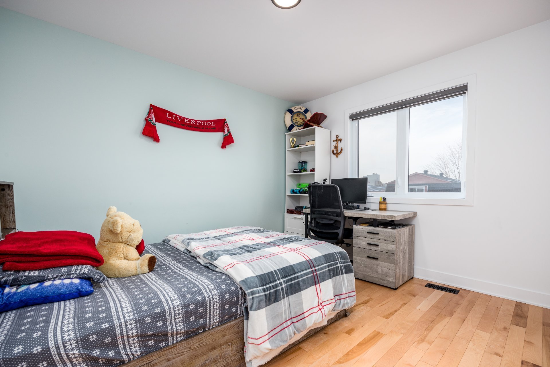 5300 Boul. Westley, Longueuil (Saint-Hubert), Quebec J3Y2T7, 5 Chambres Chambres, 16 Chambres Chambres,3 Salle de bainSalle de bain,Résidentiel,À vendre,Boul. Westley,14143216