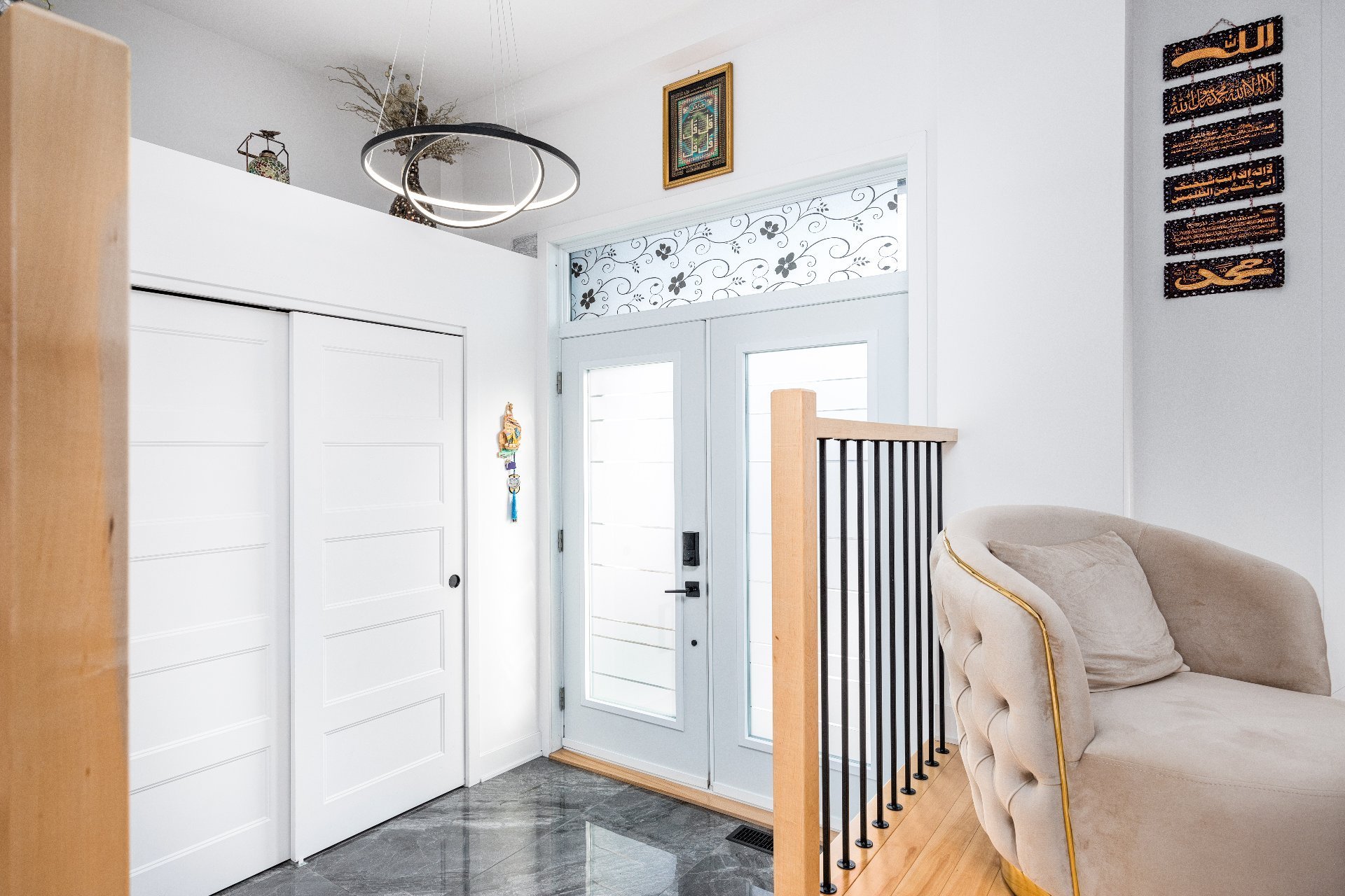 5300 Boul. Westley, Longueuil (Saint-Hubert), Quebec J3Y2T7, 5 Chambres Chambres, 16 Chambres Chambres,3 Salle de bainSalle de bain,Résidentiel,À vendre,Boul. Westley,14143216