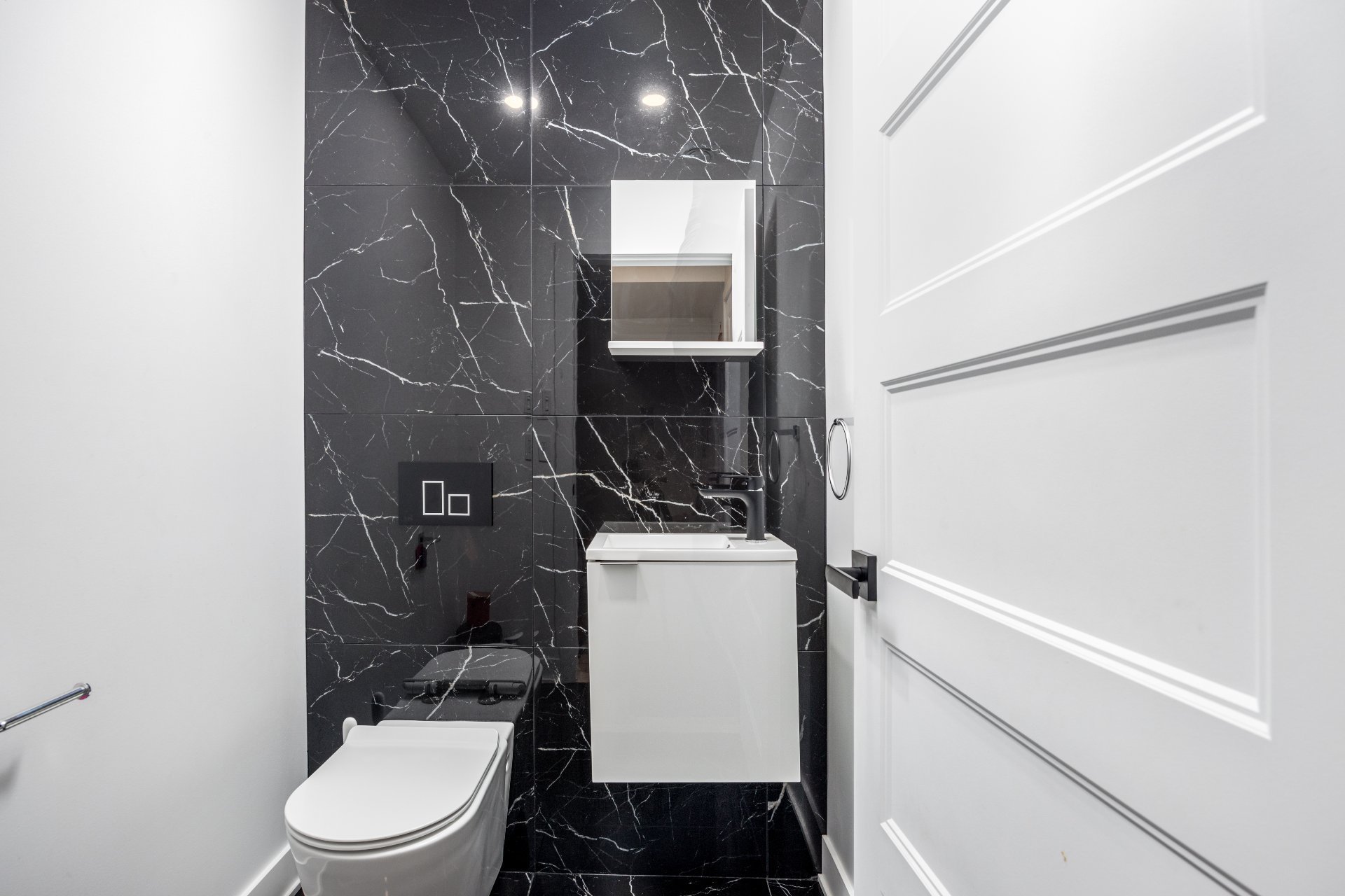 5300 Boul. Westley, Longueuil (Saint-Hubert), Quebec J3Y2T7, 5 Chambres Chambres, 16 Chambres Chambres,3 Salle de bainSalle de bain,Résidentiel,À vendre,Boul. Westley,14143216