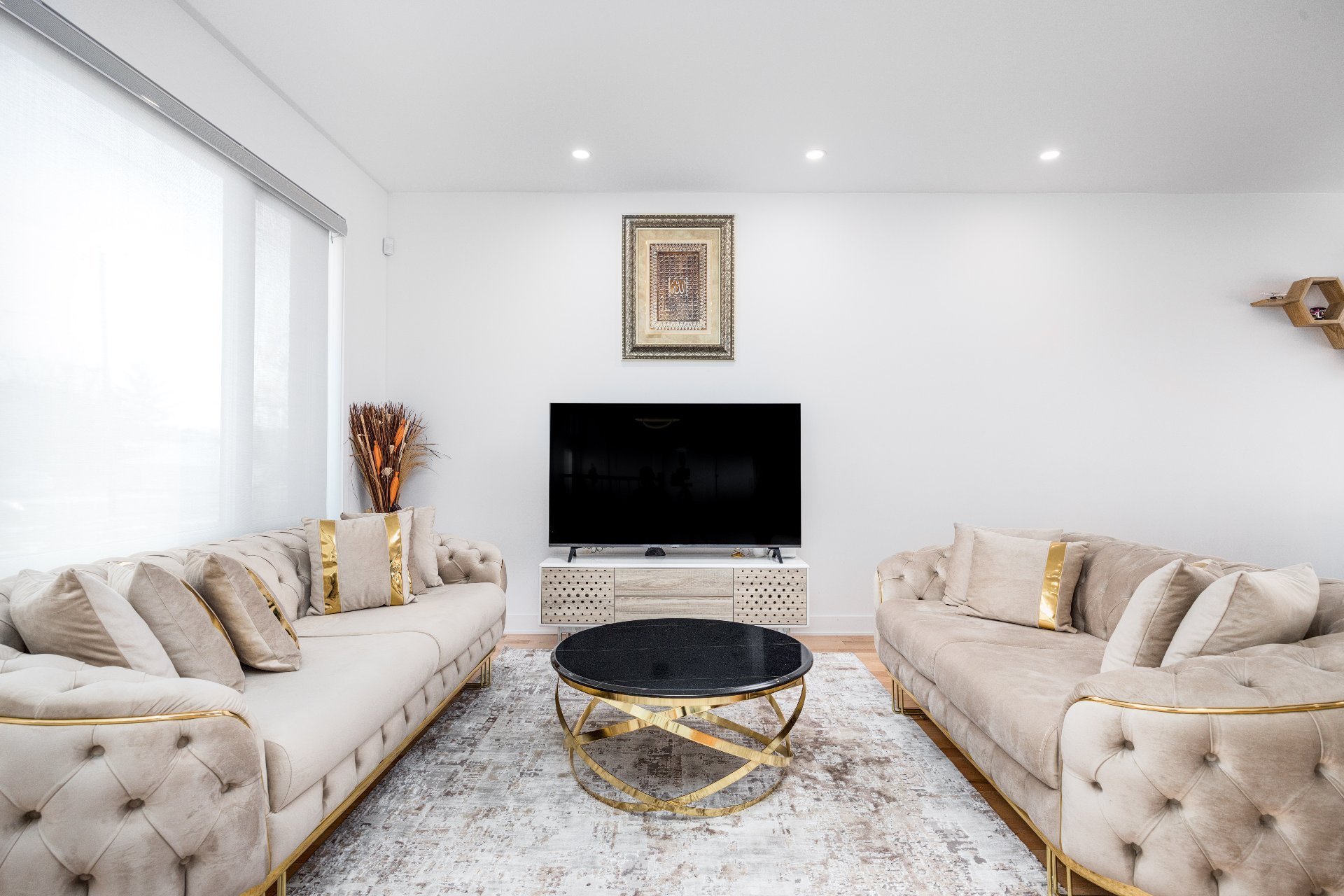 5300 Boul. Westley, Longueuil (Saint-Hubert), Quebec J3Y2T7, 5 Chambres Chambres, 16 Chambres Chambres,3 Salle de bainSalle de bain,Résidentiel,À vendre,Boul. Westley,14143216