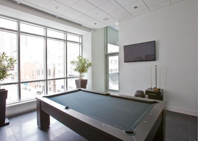 1225 Boul. Robert-Bourassa, Montréal (Ville-Marie), Quebec H3B9A9, 2 Chambres Chambres, 6 Chambres Chambres,1 Salle de bainsSalle de bain,Résidentiel,À vendre,Boul. Robert-Bourassa,26239667