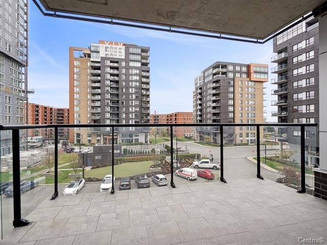 2865 Av. du Cosmodôme, Laval (Chomedey), Quebec H7T0G6, 2 Bedrooms Bedrooms, 7 Rooms Rooms,2 BathroomsBathrooms,Residential,For Sale,Av. du Cosmodôme,25239600