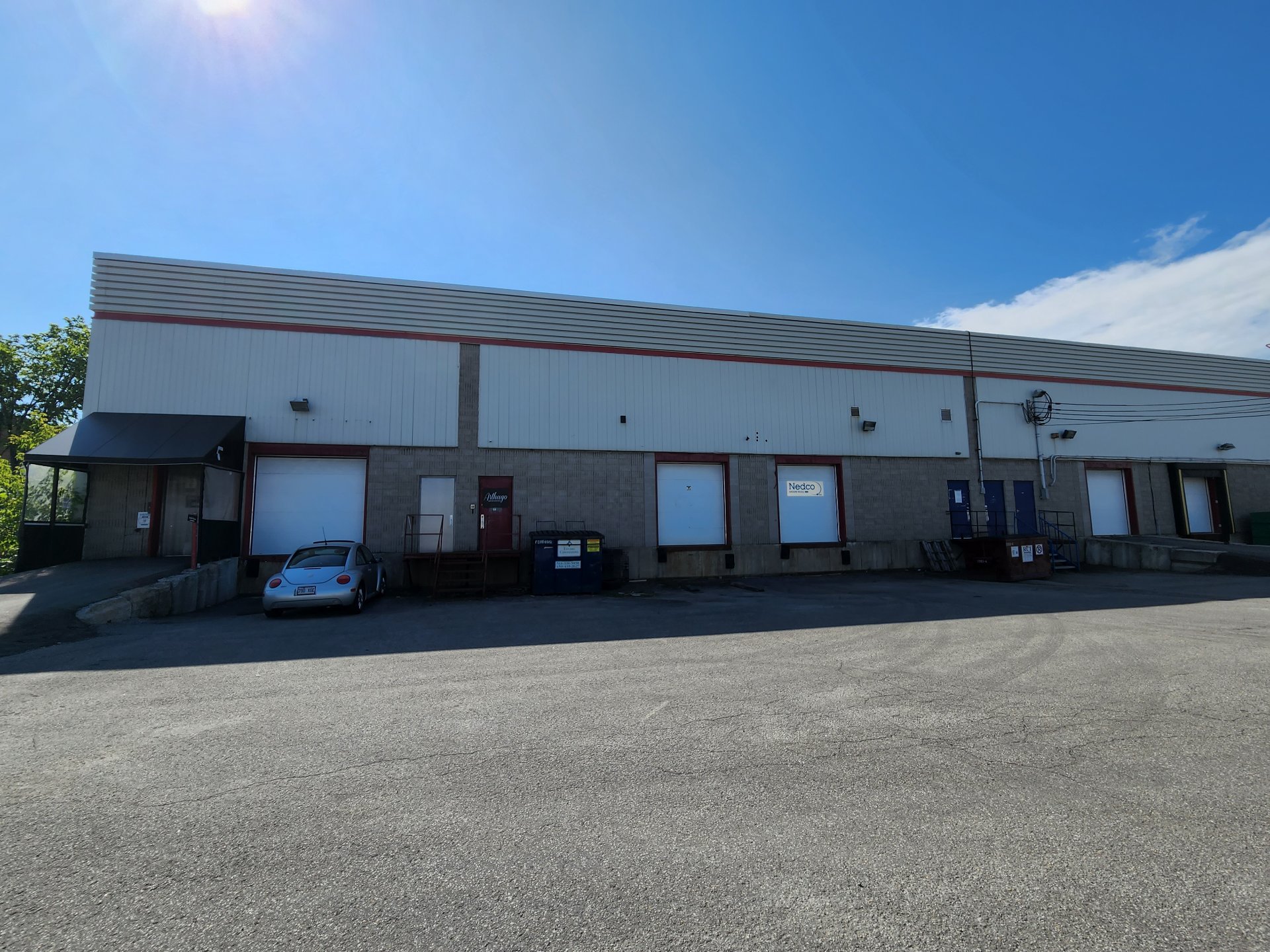 1645 Desserte Nord Laval (A-440) O., Laval (Chomedey), Quebec H7L3W3, ,Industriel,For Rent,Desserte Nord Laval (A-440) O.,20710019