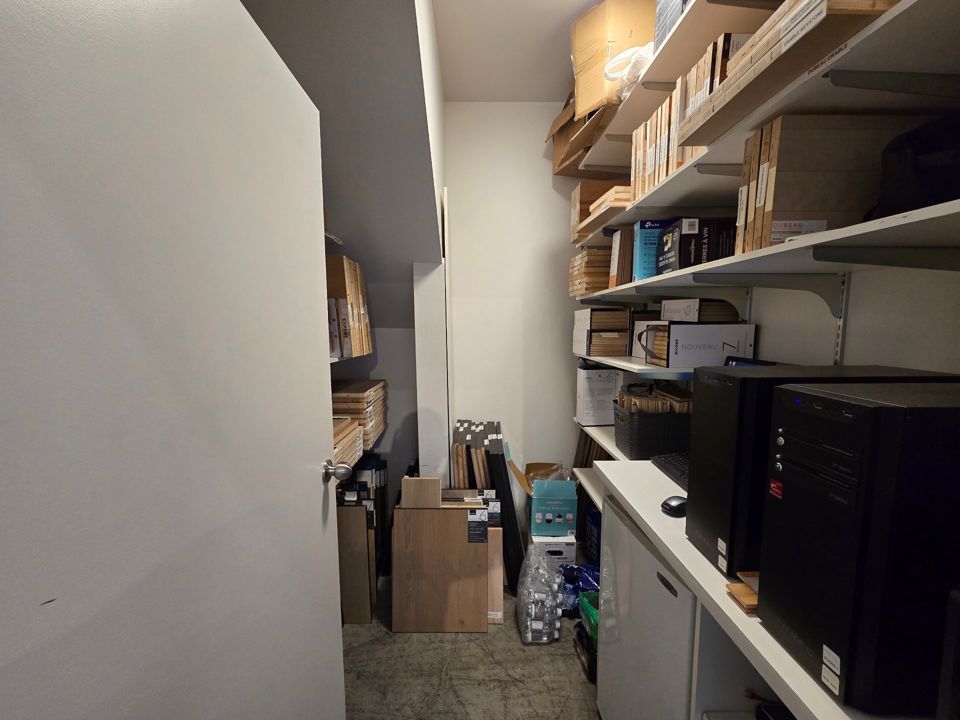 1645 Desserte Nord Laval (A-440) O., Laval (Chomedey), Quebec H7L3W3, ,Industriel,For Rent,Desserte Nord Laval (A-440) O.,20710019