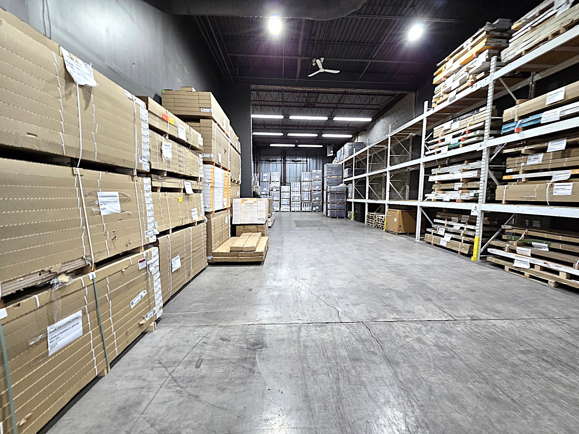 1645 Desserte Nord Laval (A-440) O., Laval (Chomedey), Quebec H7L3W3, ,Industriel,For Rent,Desserte Nord Laval (A-440) O.,20710019