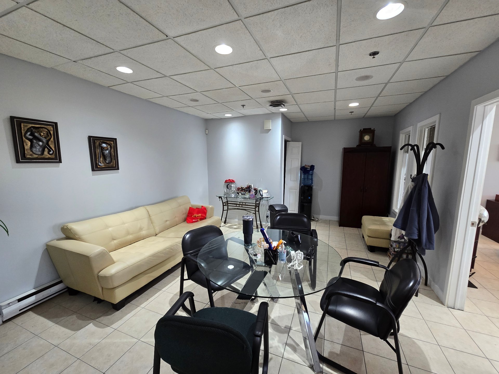 1641 Desserte Nord Laval (A-440) O., Laval (Chomedey), Quebec H7L3W3, ,Commercial,For Rent,Desserte Nord Laval (A-440) O.,10584565