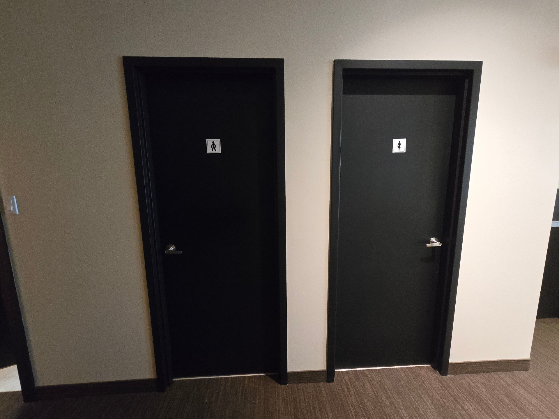 4629 Rue Louis-B.-Mayer, Laval (Chomedey), Quebec H7P6G5, ,Industriel,For Rent,Rue Louis-B.-Mayer,25693750