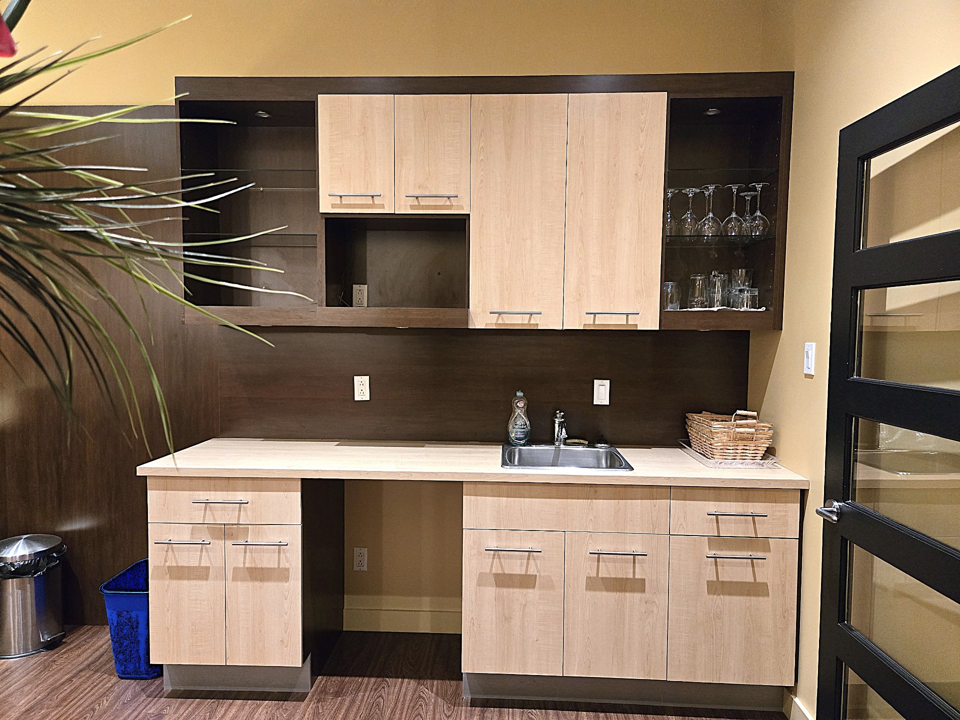 4629 Rue Louis-B.-Mayer, Laval (Chomedey), Quebec H7P6G5, ,Industriel,For Rent,Rue Louis-B.-Mayer,25693750