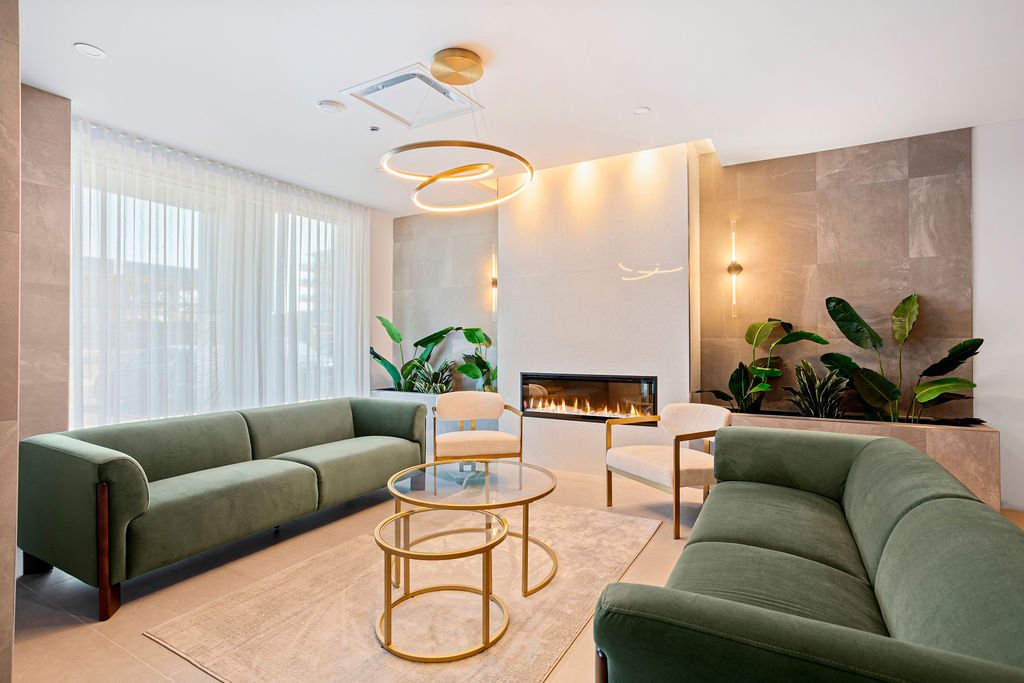 3671 Av. Jean-Béraud, Laval (Chomedey), Quebec H7T0S3, 2 Chambres Chambres, 10 Chambres Chambres,2 Salle de bainSalle de bain,Résidentiel,À vendre,Av. Jean-Béraud,26322888