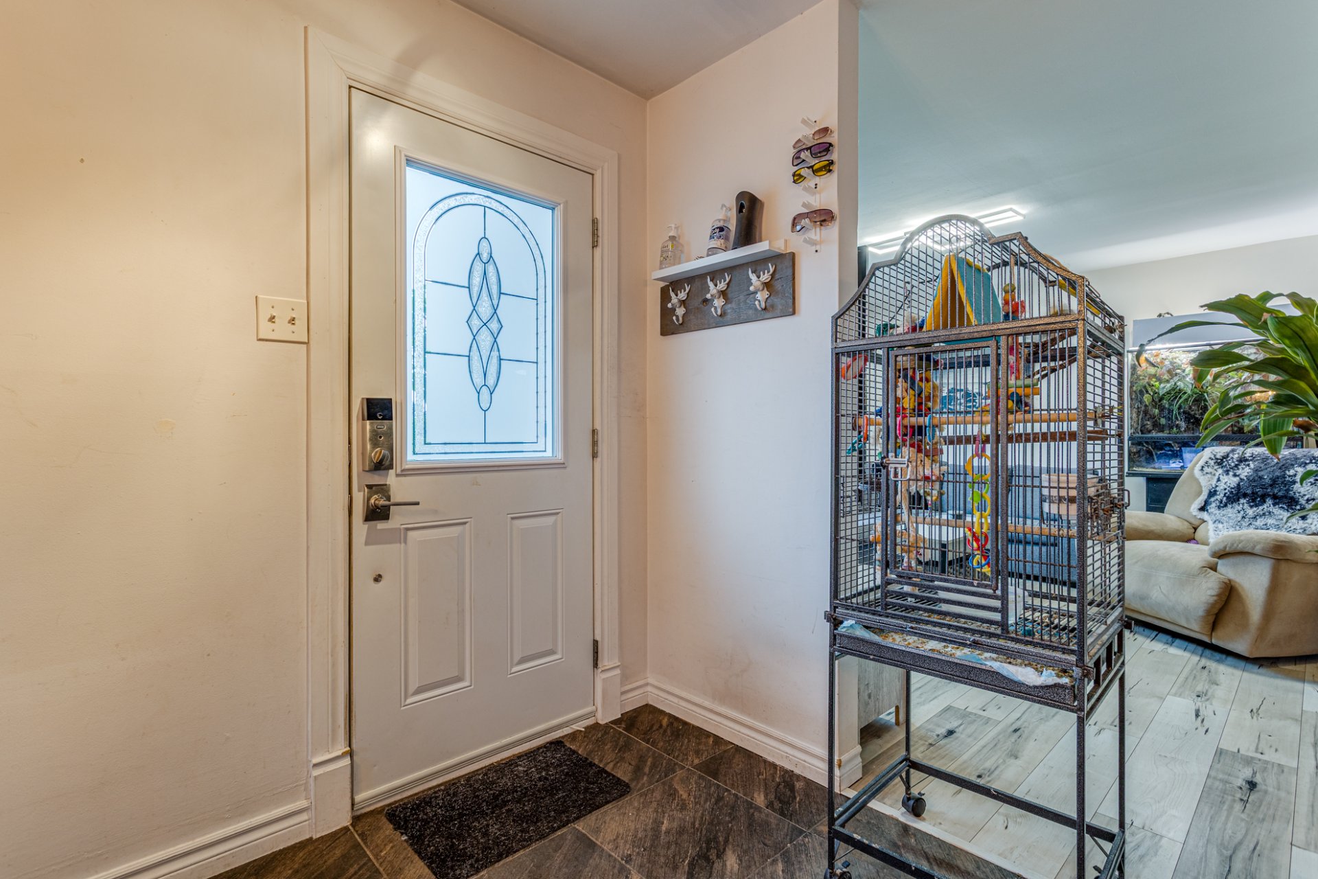 206 1re Avenue, Sainte-Anne-des-Plaines, Quebec J5N0A7, 4 Bedrooms Bedrooms, 10 Rooms Rooms,2 BathroomsBathrooms,Residential,For Sale,1re Avenue,21392332