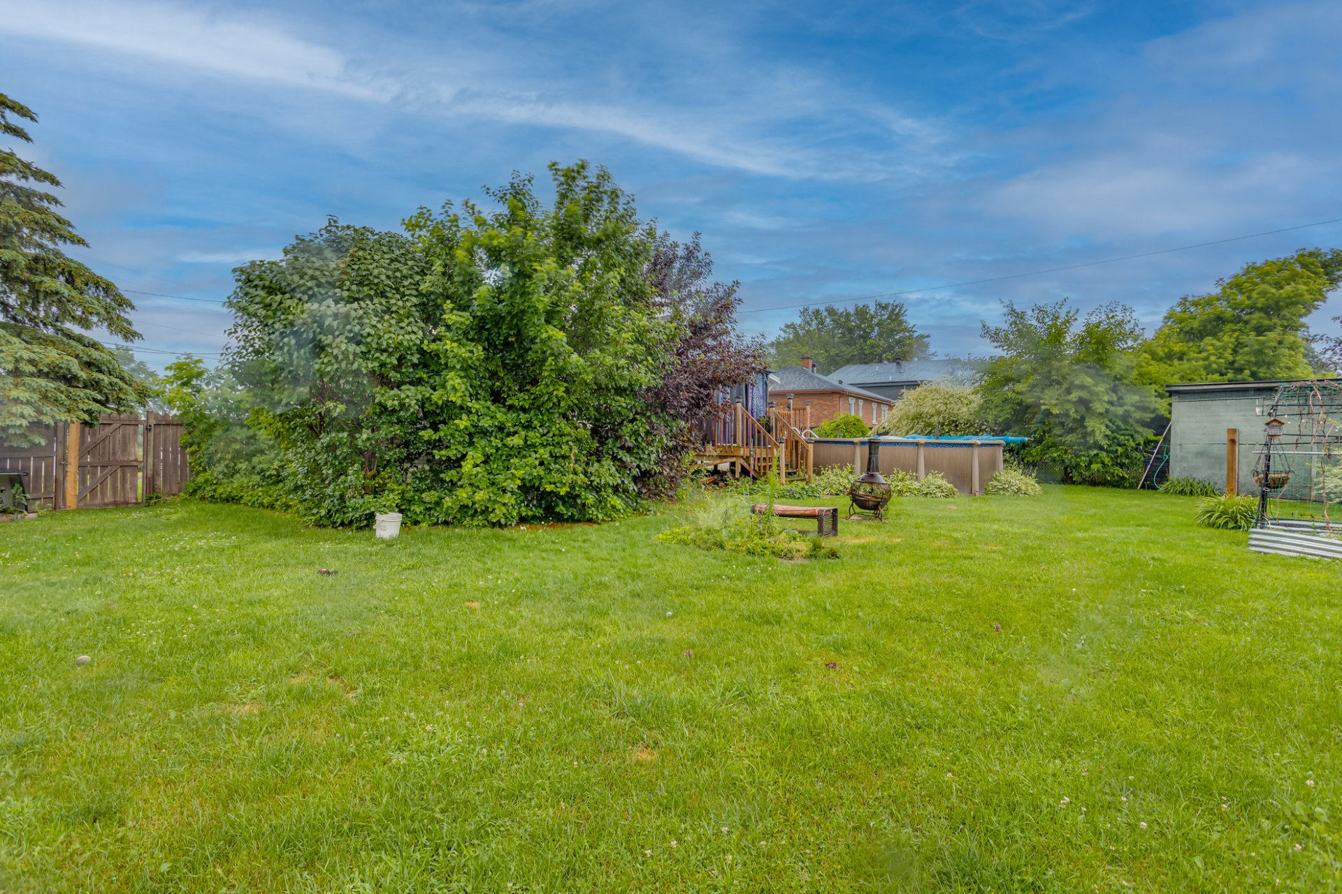 206 1re Avenue, Sainte-Anne-des-Plaines, Quebec J5N0A7, 4 Bedrooms Bedrooms, 10 Rooms Rooms,2 BathroomsBathrooms,Residential,For Sale,1re Avenue,21392332