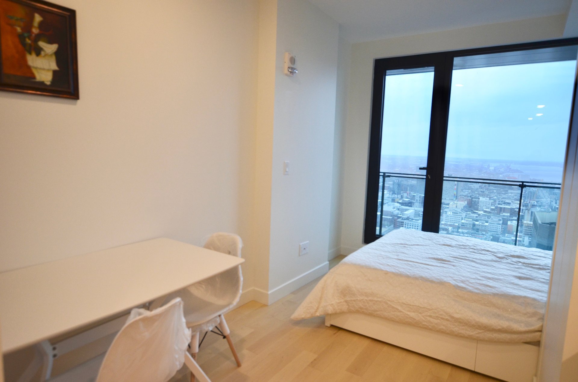 1210 Rue Jeanne-Mance, Montréal (Ville-Marie), Quebec H2X1M1, 1 Bedroom Bedrooms, 4 Rooms Rooms,1 BathroomBathrooms,Residential,For Rent,Rue Jeanne-Mance,11509133