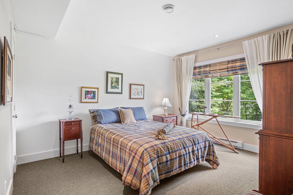 1056 Ch. Morgan, Saint-Adolphe-d'Howard, Quebec J0T2B2, 3 Bedrooms Bedrooms, 18 Rooms Rooms,2 BathroomsBathrooms,Residential,For Sale,Ch. Morgan,13125301