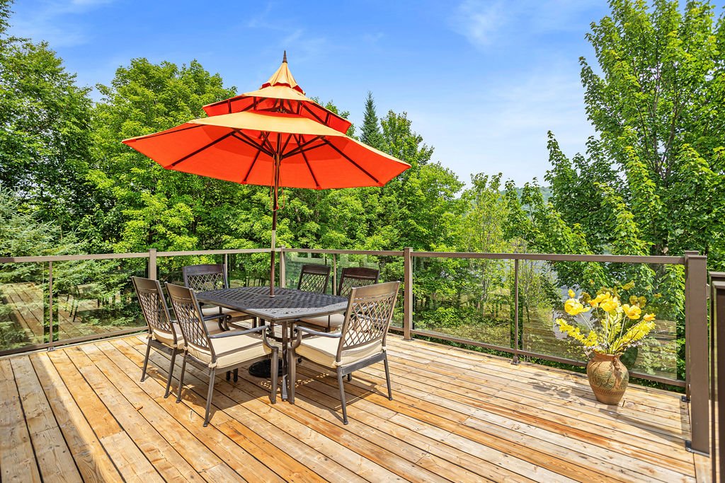 1056 Ch. Morgan, Saint-Adolphe-d'Howard, Quebec J0T2B2, 3 Bedrooms Bedrooms, 18 Rooms Rooms,2 BathroomsBathrooms,Residential,For Sale,Ch. Morgan,13125301