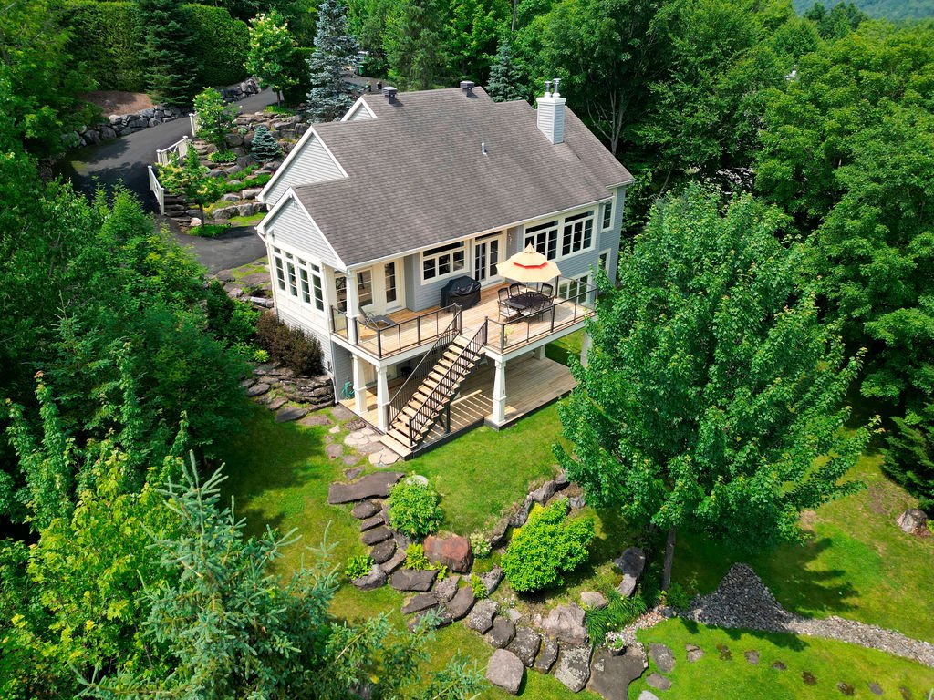 1056 Ch. Morgan, Saint-Adolphe-d'Howard, Quebec J0T2B2, 3 Bedrooms Bedrooms, 18 Rooms Rooms,2 BathroomsBathrooms,Residential,For Sale,Ch. Morgan,13125301