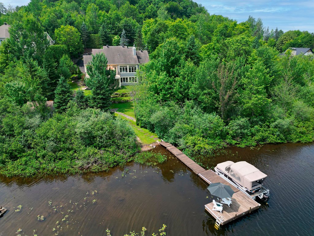 1056 Ch. Morgan, Saint-Adolphe-d'Howard, Quebec J0T2B2, 3 Bedrooms Bedrooms, 18 Rooms Rooms,2 BathroomsBathrooms,Residential,For Sale,Ch. Morgan,13125301