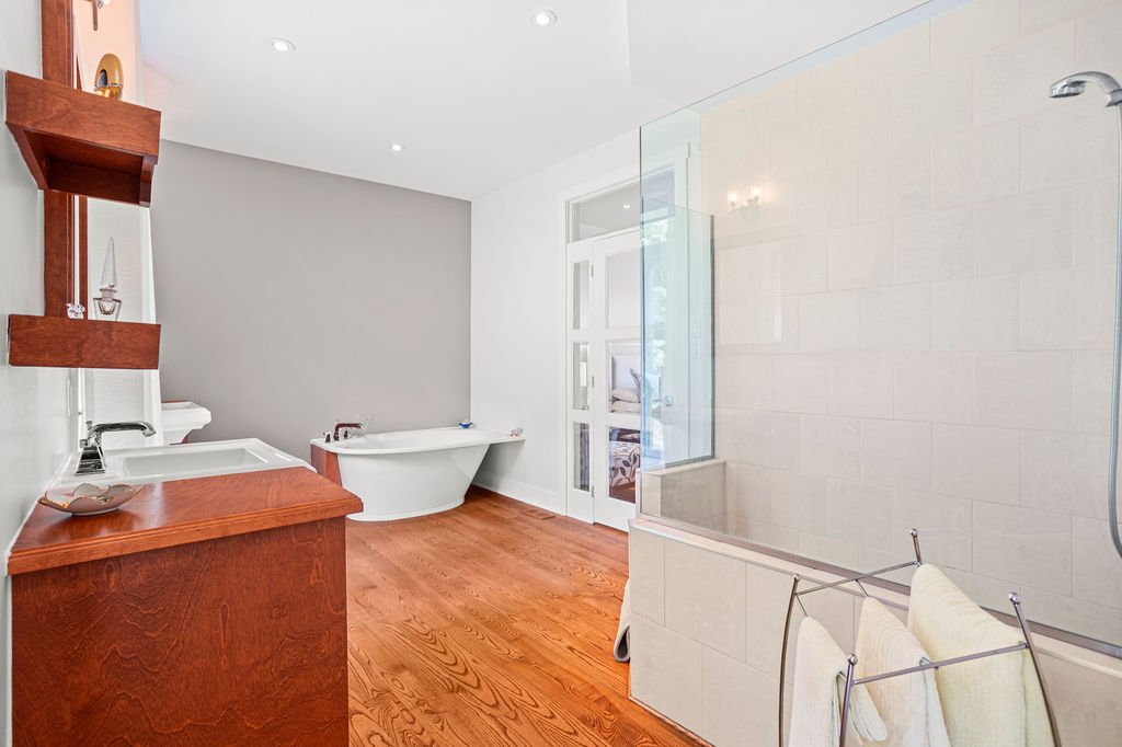 1056 Ch. Morgan, Saint-Adolphe-d'Howard, Quebec J0T2B2, 3 Bedrooms Bedrooms, 18 Rooms Rooms,2 BathroomsBathrooms,Residential,For Sale,Ch. Morgan,13125301