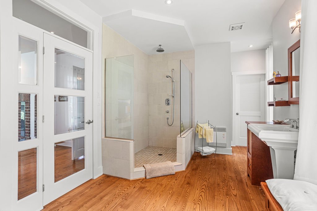 1056 Ch. Morgan, Saint-Adolphe-d'Howard, Quebec J0T2B2, 3 Bedrooms Bedrooms, 18 Rooms Rooms,2 BathroomsBathrooms,Residential,For Sale,Ch. Morgan,13125301