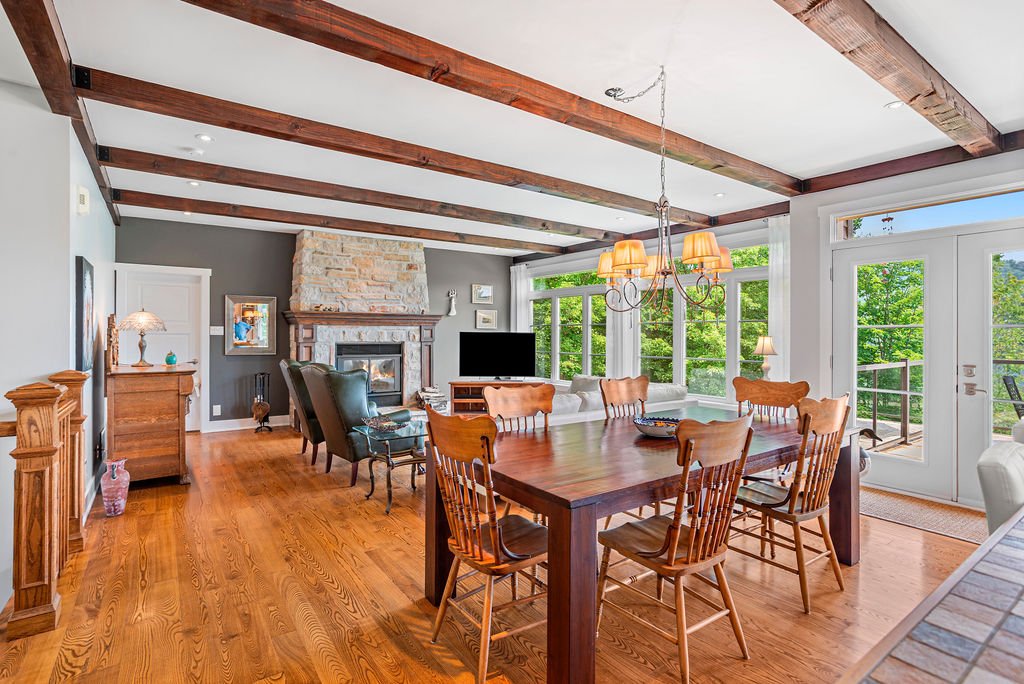 1056 Ch. Morgan, Saint-Adolphe-d'Howard, Quebec J0T2B2, 3 Bedrooms Bedrooms, 18 Rooms Rooms,2 BathroomsBathrooms,Residential,For Sale,Ch. Morgan,13125301