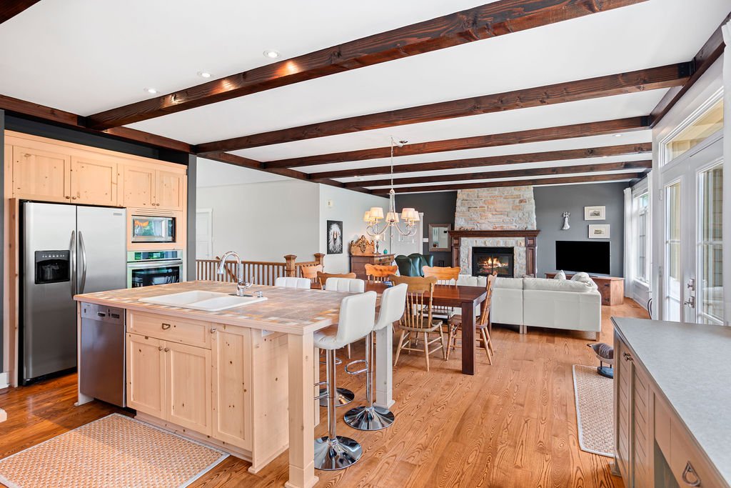 1056 Ch. Morgan, Saint-Adolphe-d'Howard, Quebec J0T2B2, 3 Bedrooms Bedrooms, 18 Rooms Rooms,2 BathroomsBathrooms,Residential,For Sale,Ch. Morgan,13125301