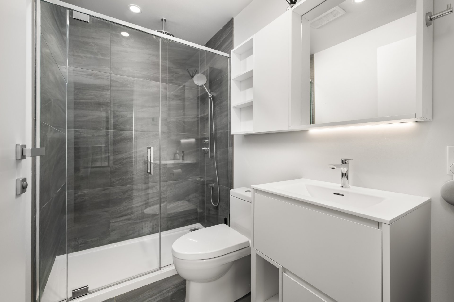 Salle de bains attenante à la CCP