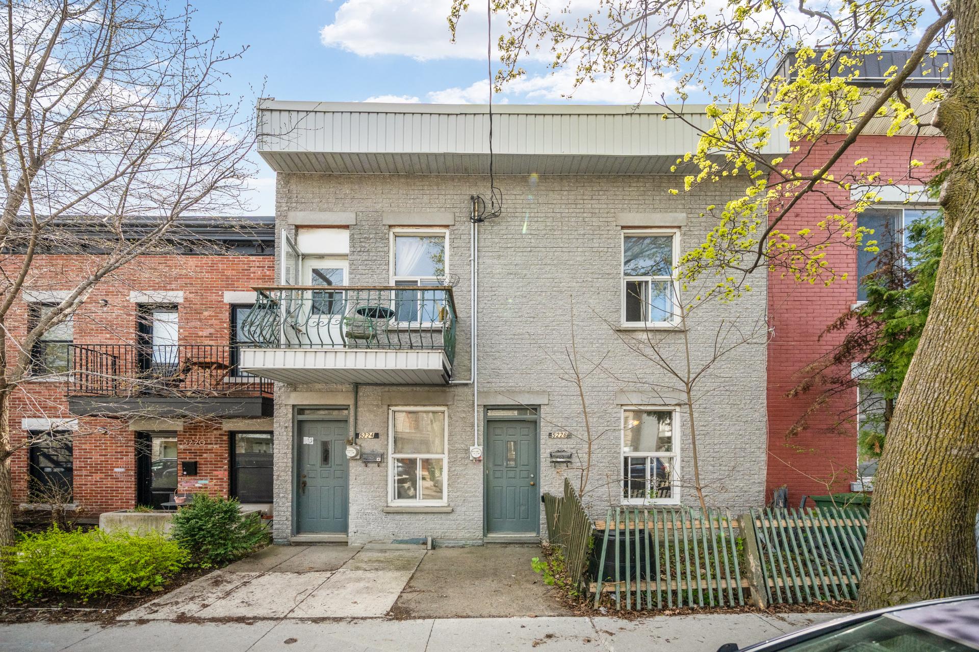 Duplex
                                            à vendre  Montréal (Le Plateau-Mont-Royal)