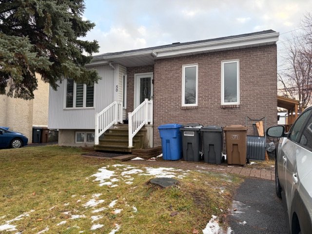 Bungalow
                                                             for sale Repentigny (Repentigny)
