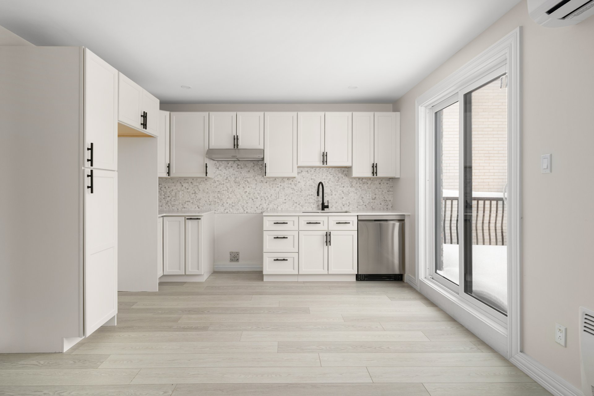 Apartment
                                                            
                                                            for rent Montréal (Côte-des-Neiges/Notre-Dame-de-Grâce)