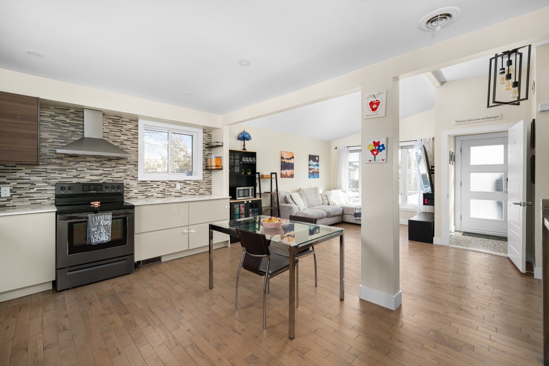 Bungalow
                                                             for sale Châteauguay