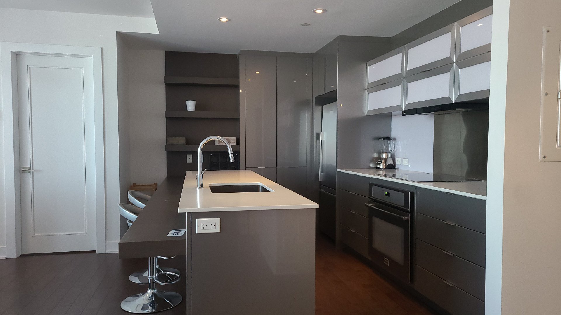 Apartment
                                                            
                                                            for rent Laval (Chomedey)