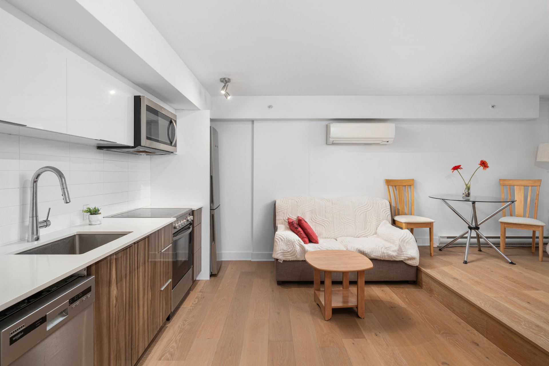 Apartment
                                                             for sale Montréal (Ville-Marie)