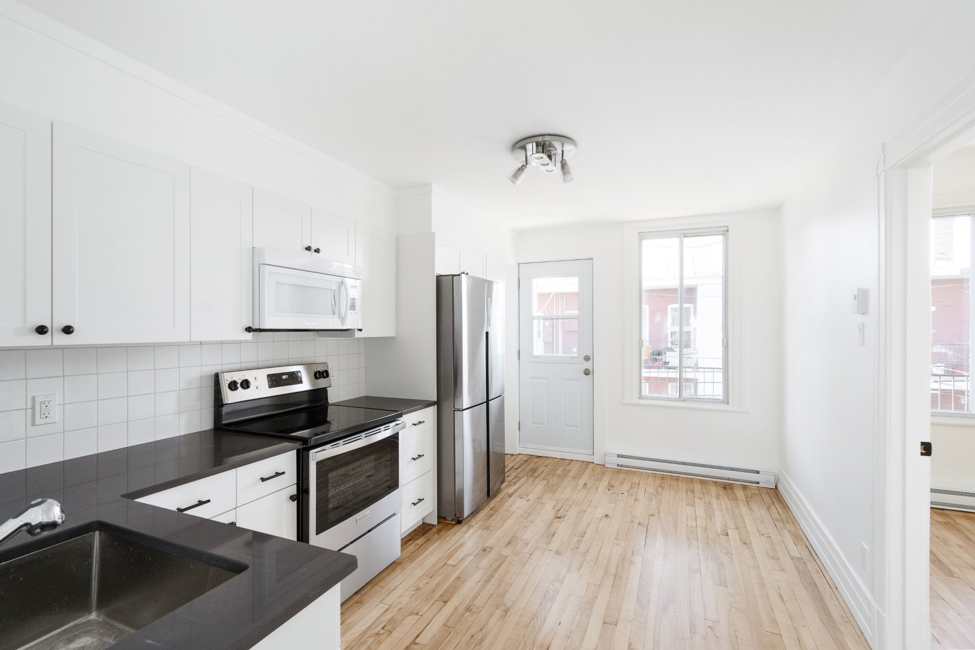 Appartement
                                                            
                                                            à louer Montréal (Verdun/Île-des-Sœurs)