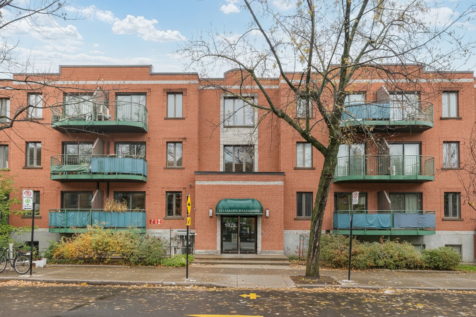 Apartment
                                                             for sale Montréal (Ville-Marie)