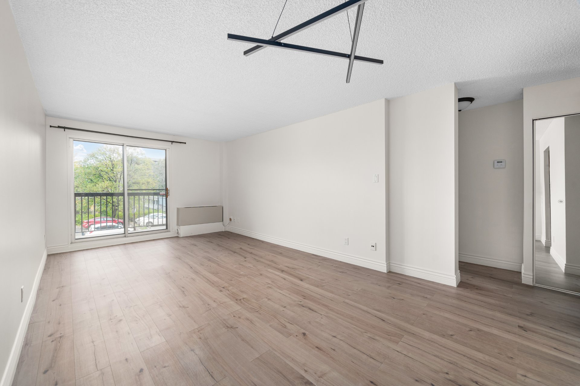 Apartment
                                                            
                                                            for rent Brossard