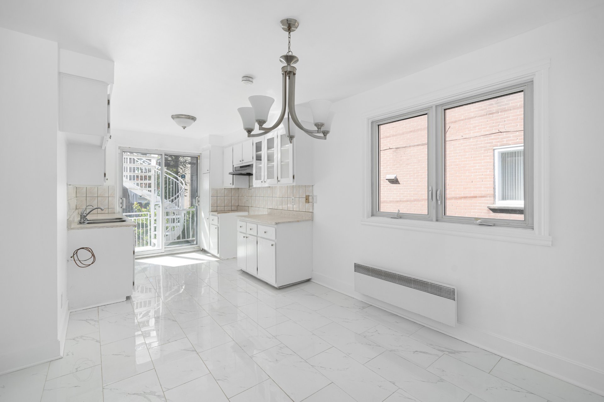 Appartement
                                                            
                                                            à louer Montréal (LaSalle)
